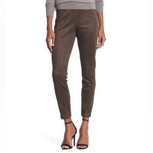 Tahari woman faux suede pull on olive green pants XL